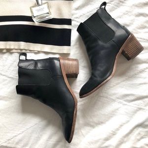 Madewell • Chelsea Booties